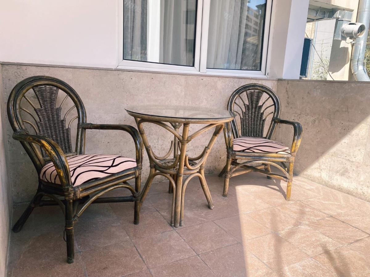 Olive Hotel エレバン エクステリア 写真